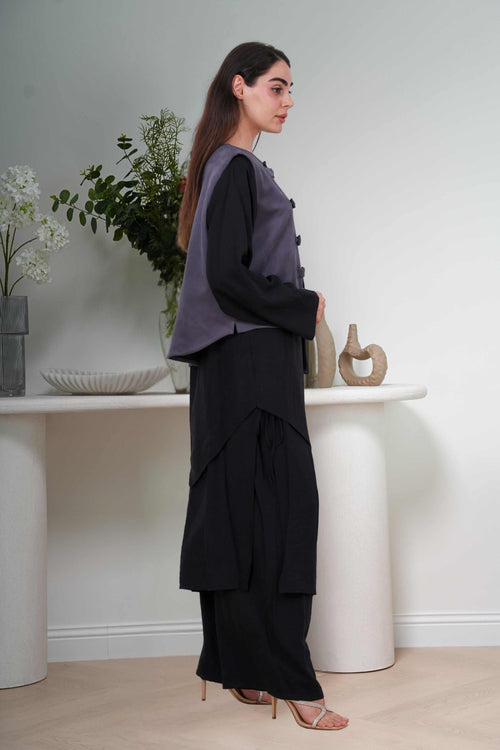 Load image 1 in gallery view