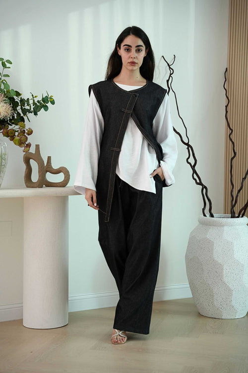 Load image 1 in gallery view