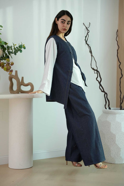 Load image 1 in gallery view