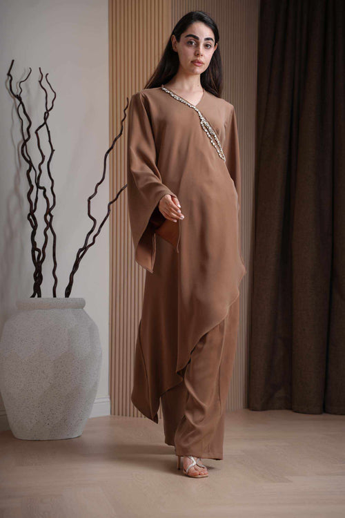 Load image 1 in gallery view