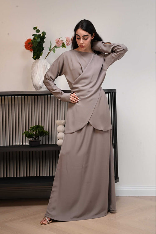 Load image 1 in gallery view