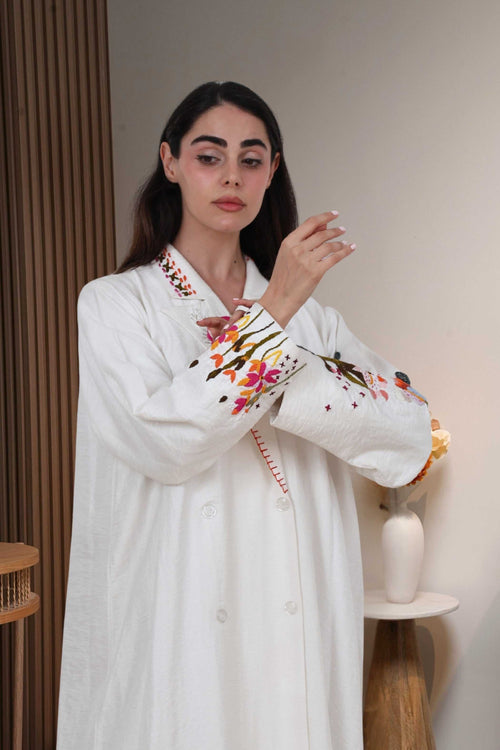 Load image 1 in gallery view