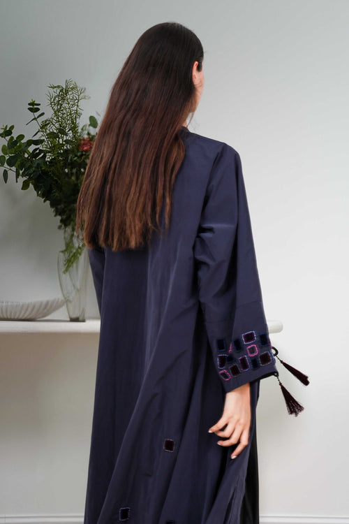 Load image 1 in gallery view