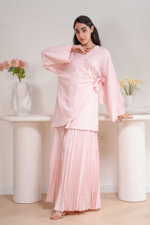 Load image 1 in gallery view