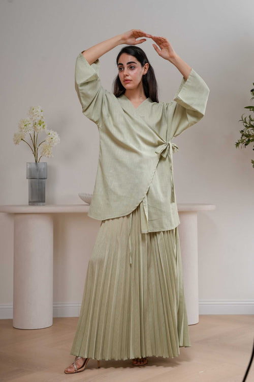 Load image 1 in gallery view