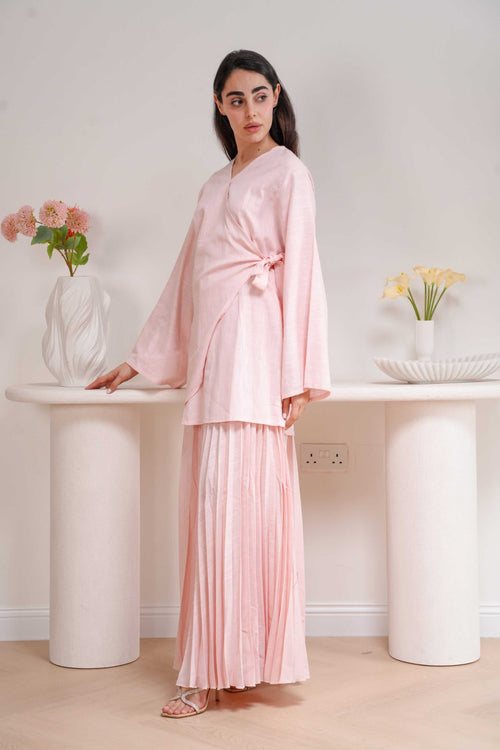 Load image 1 in gallery view