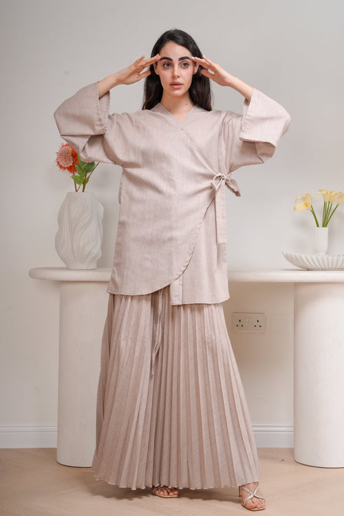 Load image 1 in gallery view