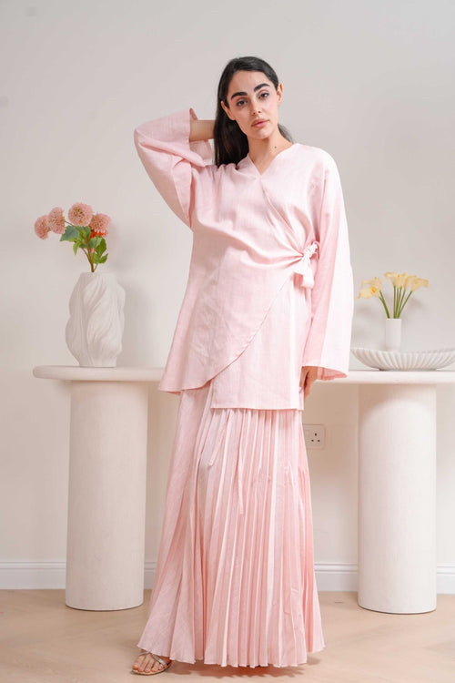 Load image 1 in gallery view